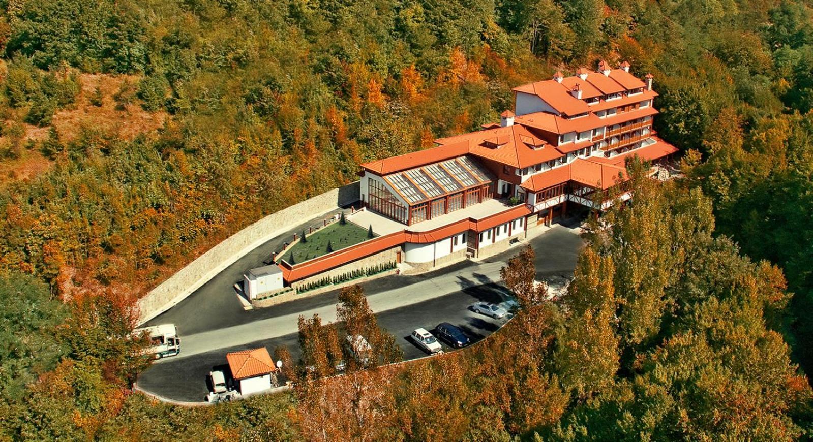 Hotel Bozhentsi Chernevtsi エクステリア 写真