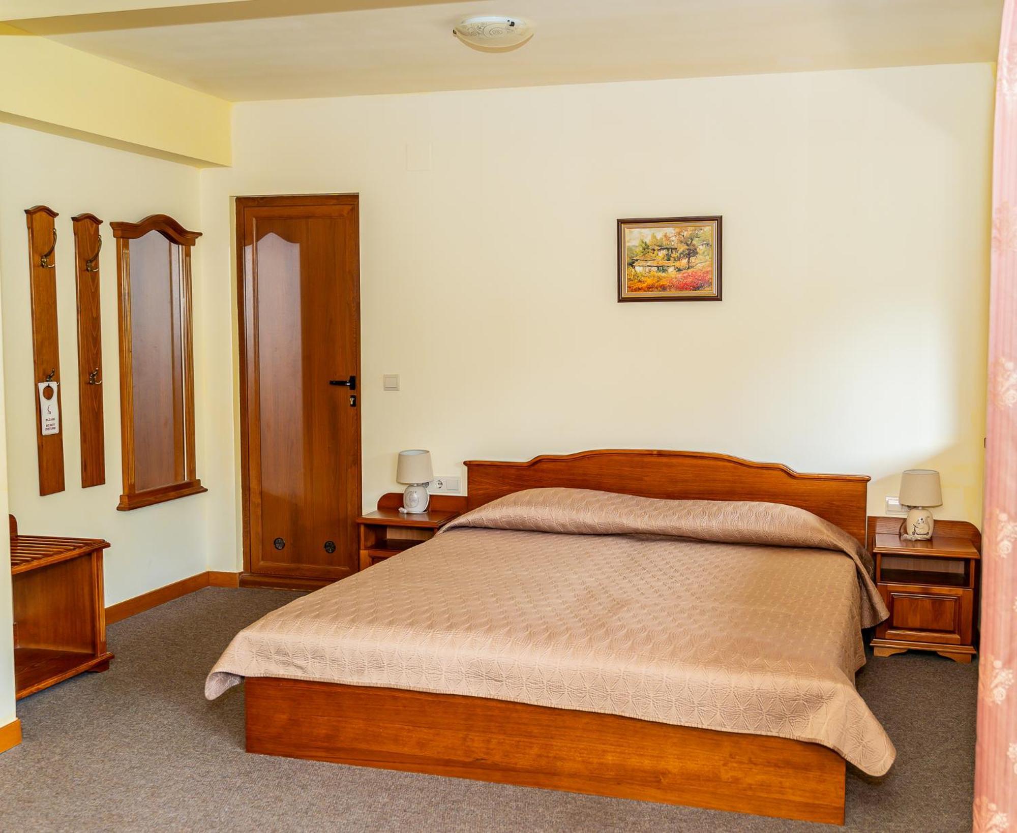 Hotel Bozhentsi Chernevtsi エクステリア 写真